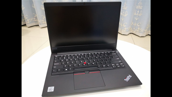ThinkPad E14 Core I3 10110U 8GB SSD 512 14 inch FHD 1080
